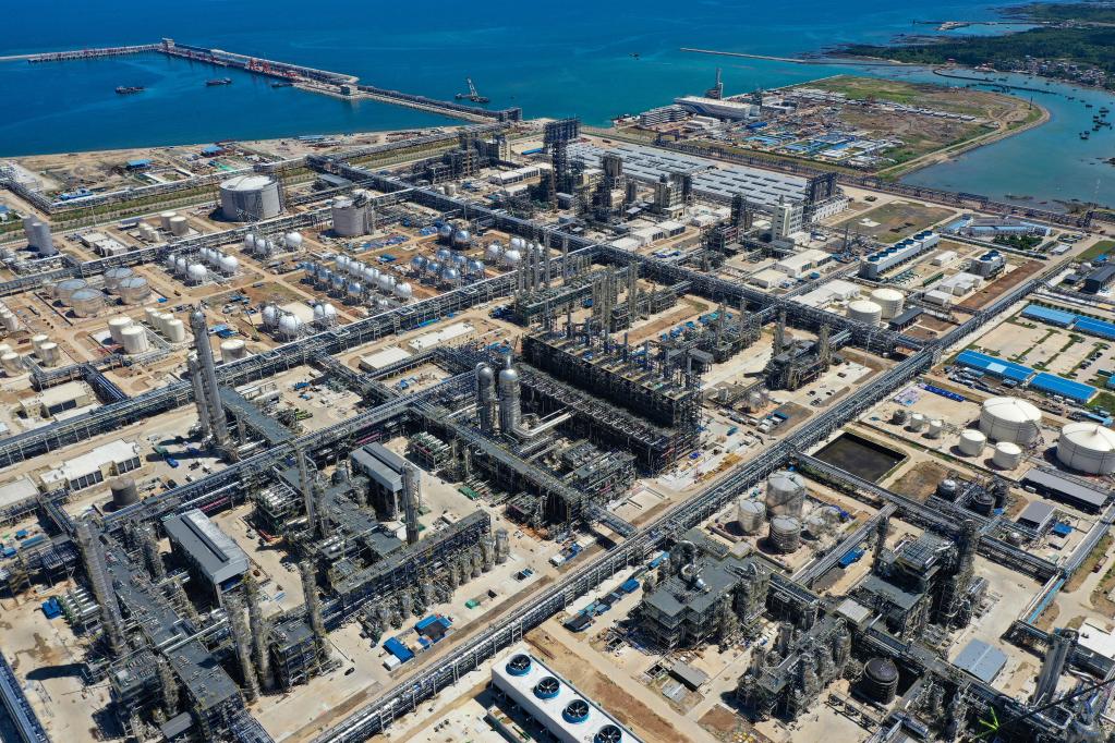 海南炼化百万吨乙烯及炼油改扩建项目即将全面建成中交