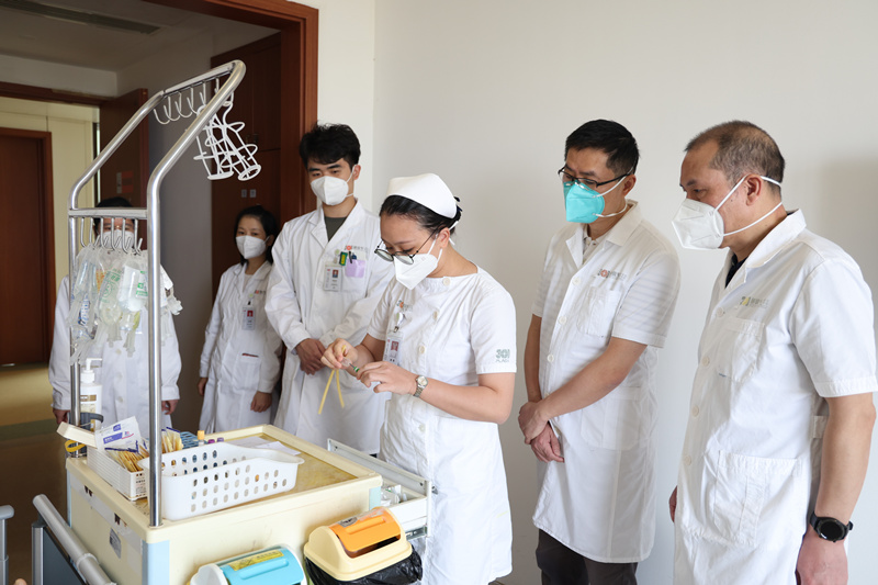 解放军总医院海南医院输血医学科通过ISO15189现场评审