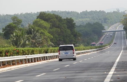 海南环岛高速公路西线改扩建提上日程